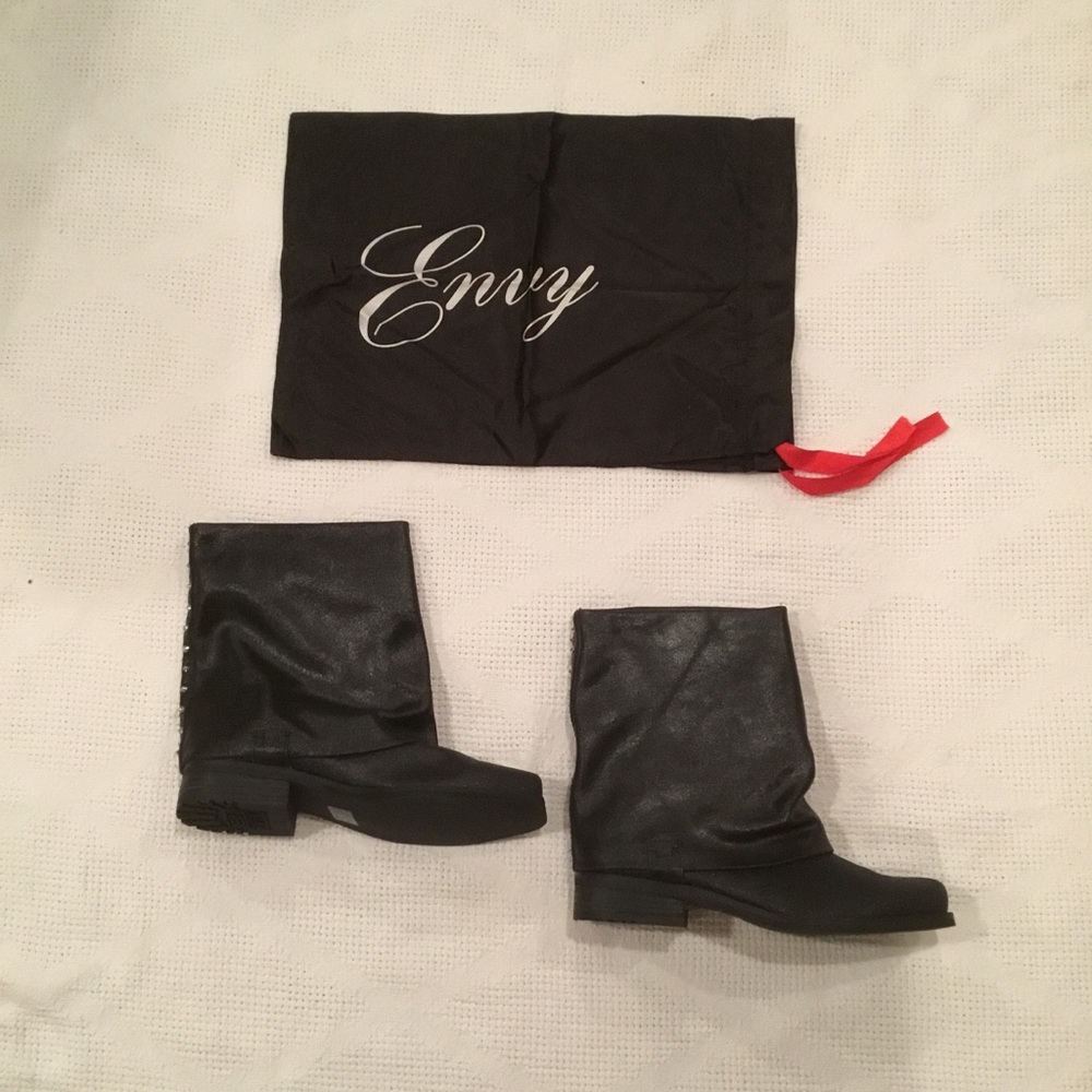 ENVY ANKLE BOOTS